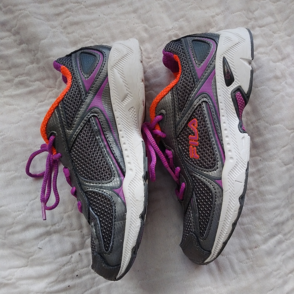 Fila Sneakers size 4